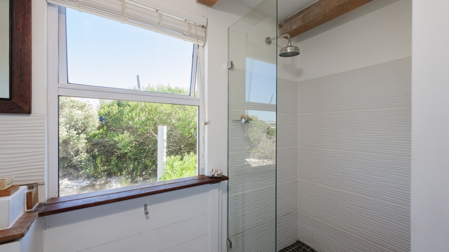 2 Bedroom Property for Sale in Suiderstrand Western Cape